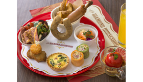 新ショー「ザ・ダイヤモンド・バラエティマスター」がスタート！As to Disney artwork, logos and properties： (C) Disney