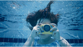 『aftersun／アフターサン』© Turkish Riviera Run Club Limited, British Broadcasting Corporation, The British Film Institute & Tango 2022