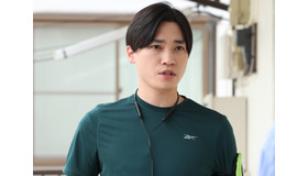 『おとななじみ』©中原アヤ／集英社  ©2023「おとななじみ」製作委員会