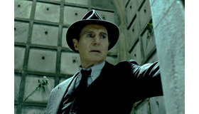 『探偵マーロウ』©2022 Parallel Films (Marlowe) Ltd. / Hills Productions A.I.E. / Davis Films