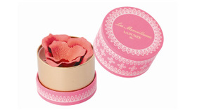 「フェイス カラー ローズ ラデュレ （ミニ）」のラフォーレ原宿限定柄ボックス