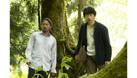 『唄う六⼈の⼥』 ©2023「唄う六⼈の⼥」製作委員会