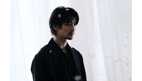 AI 「Life Goes On」ミュージックビデオ撮影：上飯坂一