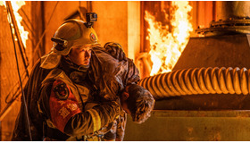 『フラッシュオーバー 炎の消防隊』© 2023 ALL RIGHTS RESERVED BY UNIVERSE ENTERTAINMENT LIMITED /ASIA PACIFIC CHINA (BEIJING) FILM CO., LTD.