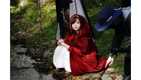 Netflix映画『赤ずきん、旅の途中で死体と出会う。』