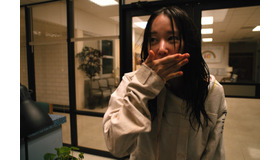 『モナ・リザ アンド ザ ブラッドムーン』© Institution of Production, LLC