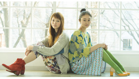 『ペタル ダンス』宮崎あおい、忽那汐里 ／ photo：Toru Hiraiwa