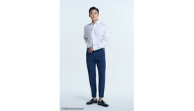 チュ・ジフン『ジェントルマン』(c) 2022 CONTENTS WIVIE & TROOXSTER ALL RIGHTS RESERVED.