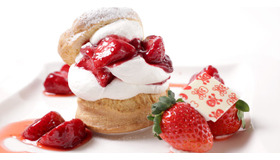 アメリカンスタイル　ストロベリーショートケーキ　1000円