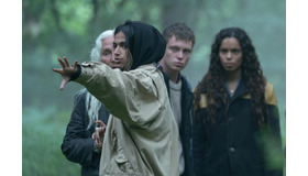 『ザ・ウォッチャーズ』メイキング　 ©2024 WARNER BROS. ENT. ALL RIGHTS RESERVED