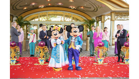 開業セレモニーの様子