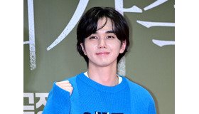 俳優ユ・スンホ、一度きりのスタンディングオベーションに泣いた！「努力が報われる気がして」