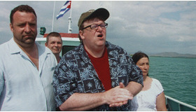 『シッコ』 -(C) 2007 Dog Eat Dog Films,Inc.