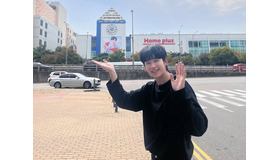 『涙の女王』キム・スヒョン、オフを満喫！「髪の毛がちょっとボサボサなのも良い」の声も【PHOTO】