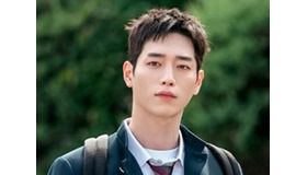 ソ・ガンジュンが制服姿で心を鷲掴み！『アンダーカバー・ハイスクール』初スチール公開