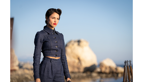 『アンジェントルメン』© 2024 Postmaster Productions Limited. All Rights Reserved.