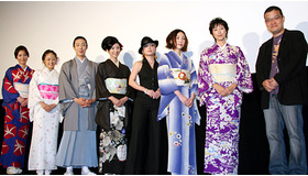 『怪談』初日舞台挨拶にて（左から）瀬戸さん、井上さん、尾上さん、黒木さん、浜崎さん、麻生さん、木村さん、中田監督