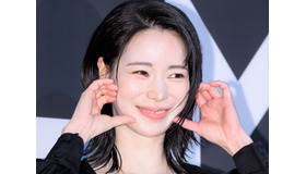 恋人イ・ドヒョンの除隊と誕生日が重なって…イム・ジヨン、幸せオーラ全開の満面の笑み【PHOTO】