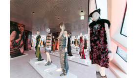 プラダ青山店で開催中の「Catherine Martin and Miuccia Prada Dress Gatsby」展