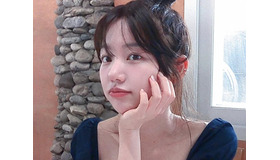 『チャングム』女優の娘イ・ユビ、1年前の写真が“無敵の童顔”と話題「高校時代の写真かと」【PHOTO】