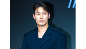 Disney+で配信中の『優しい男の物語』でパク・フンが魅せる哀しきカリスマの肖像