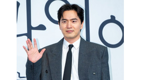 『エスクワイア』で見せたイ・ジヌクの二面性、冷たさの奥に潜む惹き寄せる力