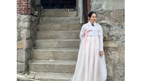 『太陽を抱く月』を思い出す…女優ハン・ガイン、端正な韓服姿で放った“変わらぬ美しさ”【PHOTO】