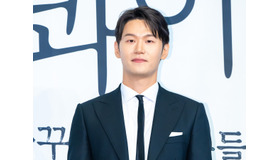 『エスクワイア』で光るイ・ハクジュの情熱、派手さを超えて心を打つ静かな支柱の存在感