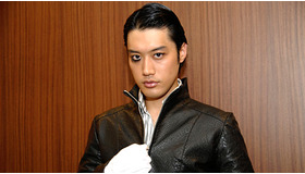 『スピードマスター』　内田朝陽 photo：Yoshio Kumagai