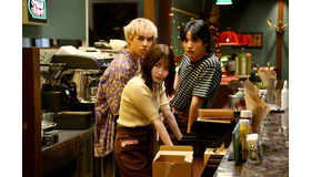 「シナントロープ」1話　(c)此元和津也／「シナントロープ」製作委員会