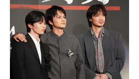 『愚か者の身分』完成披露試写会