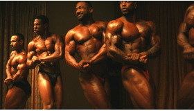 『ボディビルダー』©2023 LAMF Magazine Dreams LLC All Rights Reserved.