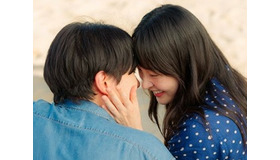 『テプン商事』イ・ジュノ♥キム・ミンハ　“キス1秒前”ショット公開でロマンス加速