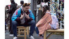 『レンタル・ファミリー』©2025 Searchlight Pictures. All Rights Reserved.