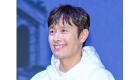韓国俳優初のオスカー主演賞候補！イ・ビョンホン、錚々たるライバルたちに冗談飛ばす「気をつけて」