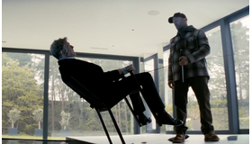 『ワーキングマン』© 2025 CADENCE PRODUCTIONS LIMITED