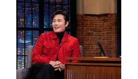 米トーク番組に出演したイ・ビョンホン、新作映画の裏話でスタジオを沸かした！