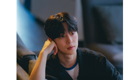 ペ・イニョク、新作『宇宙をあげる』でツンデレな魅力を炸裂！不器用な優しさに“胸キュン”