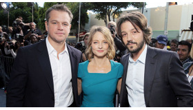 『エリジウム』／PHOTO BY：SPE,Inc.／Eric Charbonneau／(C) 2013 Le Studio. All Rights Reserved. **ALL IMAGES ARE PROPERTY OF SONY PICTURES ENTERTAINMENT INC. FOR PROMOTIONAL USE ONLY. SALE, DUPLICATION OR TRANSFER OF THIS MATERIAL IS STRICTLY PROHIBITED.