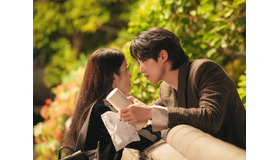 まるで本物の熱愛スクープ？『21世紀の大君夫人』IU×ビョン・ウソクの2ショット解禁！