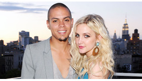 エヴァン・ロス＆アシュリー・シンプソン-(C) Getty Images