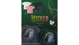 アクリルキーホルダー付 WICKEDコラボTシャツ (Q11125)