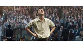 『マーティ・シュプリーム 世界をつかめ』© 2025 ITTF Rights LLC. All Rights Reserved.