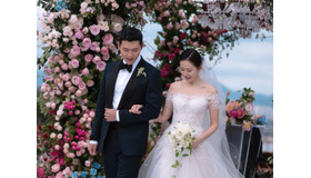 「永遠の愛と友情の間」ヒョンビン＆ソン・イェジン夫婦、結婚4周年を祝う“未公開ウェディング写真”を大放出【PHOTO】