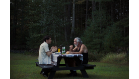 『ドランクヌードル』© 2025 Lucio Castro Inc.