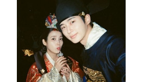 IU♥ビョン・ウソク、結婚式“胸キュン”未公開写真が続々明らかに【PHOTO】