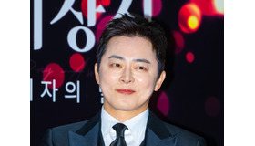 第2子が誕生した『賢い医師生活』チョ・ジョンソク、歌手として1年9カ月ぶりにカムバック