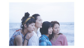『海街diary』©2015吉田秋生・小学館／フジテレビジョン　小学館　東宝　ギャガ