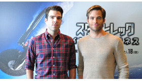 クリス・パイン＆ザッカリー・クイント『スター・トレック イントゥ・ダークネス』／Photo：Naoki Kurozu