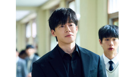 キム・ナムギル辞退から大抜擢！キム・ムヨル主演『鉄槌教師』が韓国シリーズ堂々の1位に